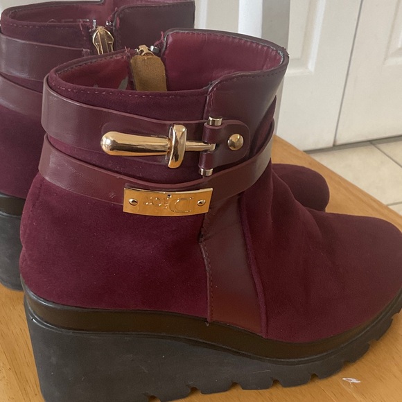 Shoes - DiorWomen's Burgundy Ankle Boots